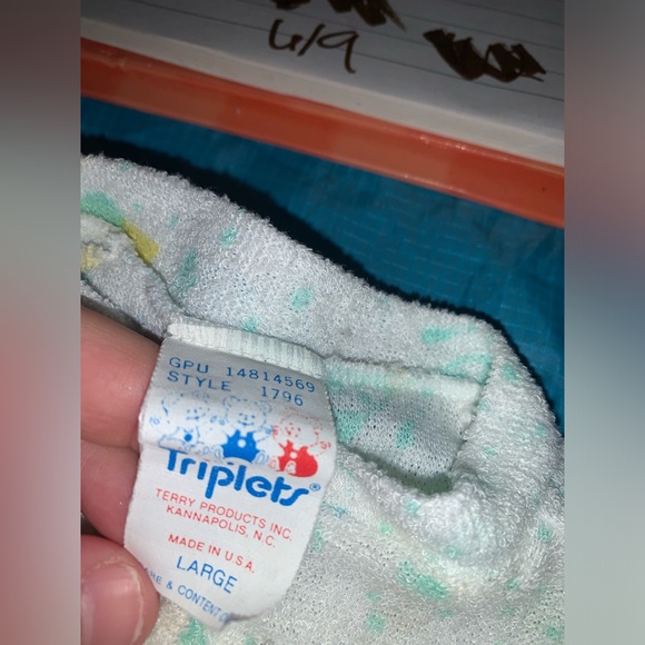 Vintage 80-90s Triplets one-piece pajama for babies, Vtg baby sleepwear 6/9 m - Picture 2 of 3